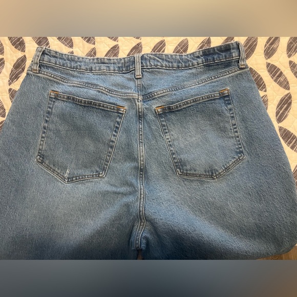 Abercrombie & Fitch Curve love high rise “dad” jeans. Size 34, 18s - Picture 4 of 6